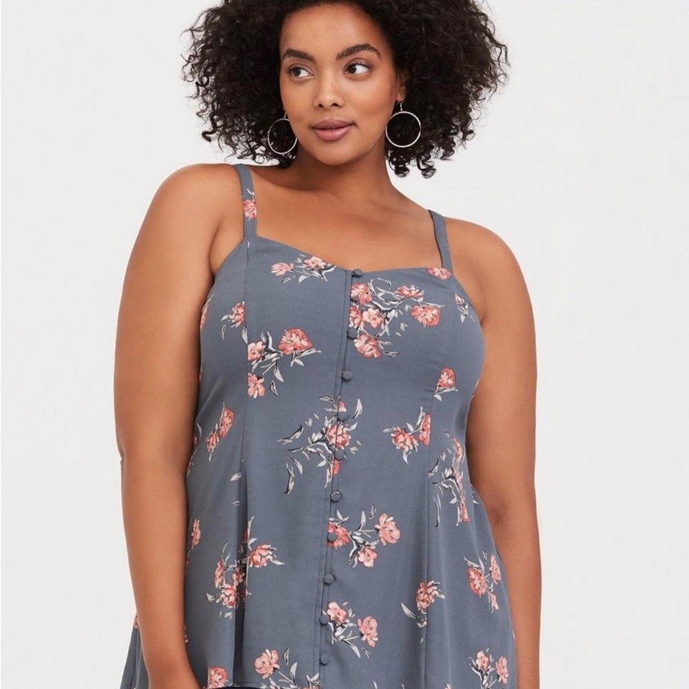 Torrid Georgette button front cami